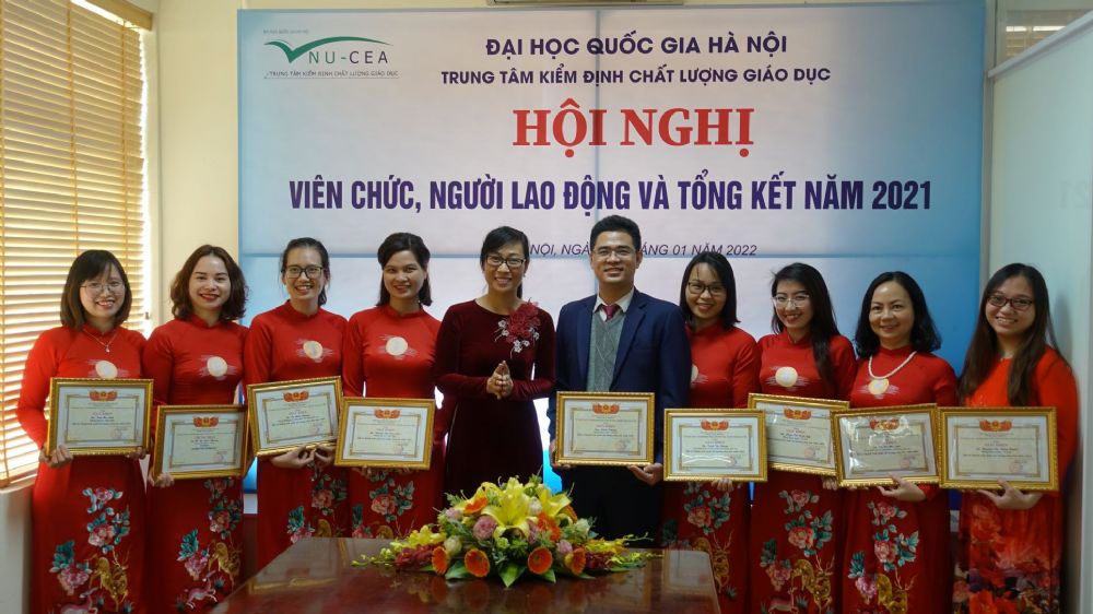 Trung tâm Kiểm định chất lượng giáo dục - ĐHQGHN tổ chức Hội nghị công chức, viên chức và tổng kết năm 2021